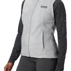 Columbia Women's Light Gray Fleece Vest